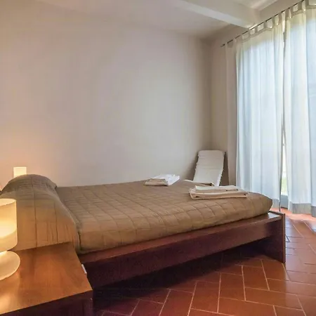 Spacious With Pool Near Lucca 公寓 *